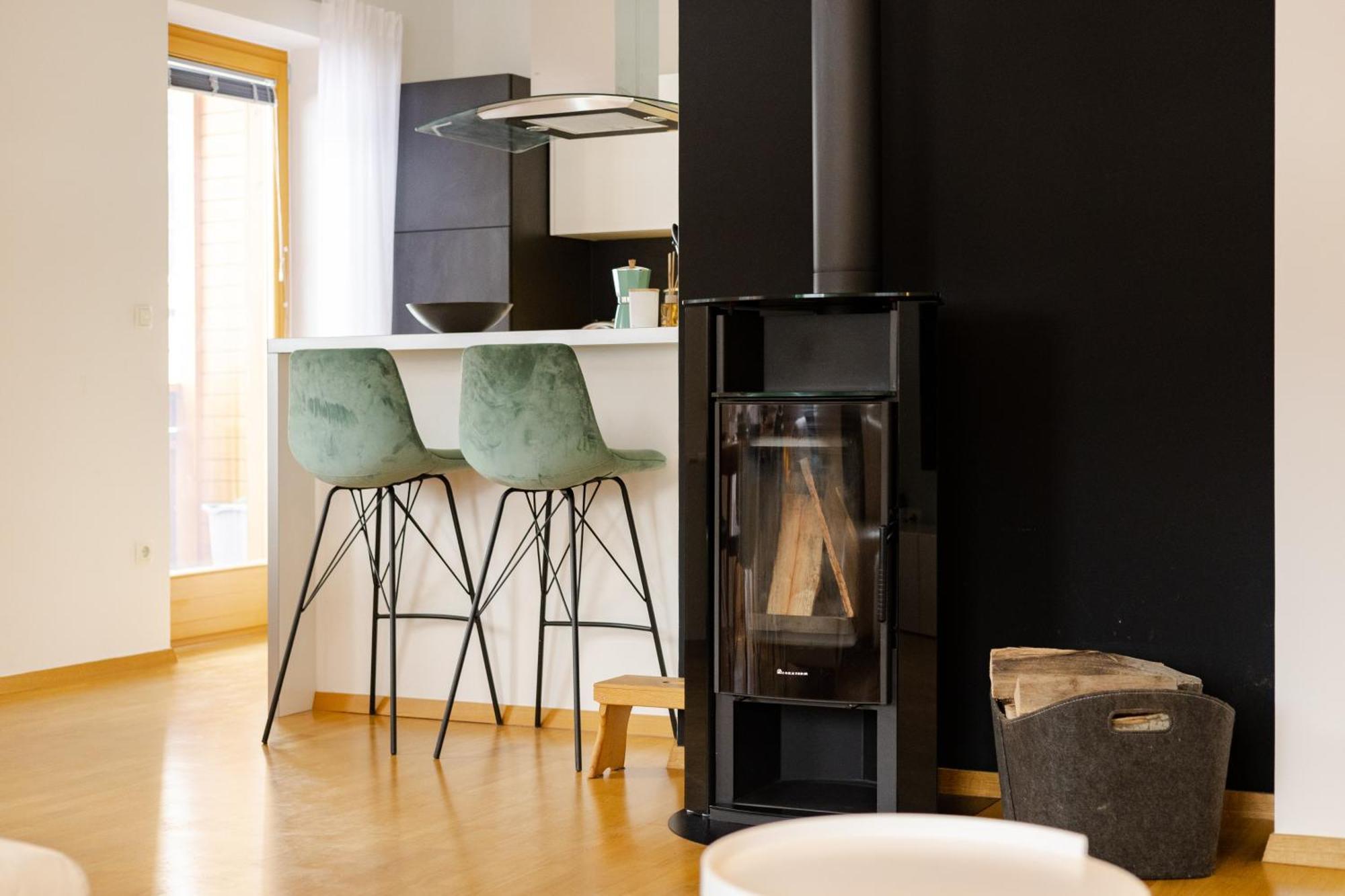 Waterfall Apartment - Cozy Mountain Retreat Краньска Гора Экстерьер фото